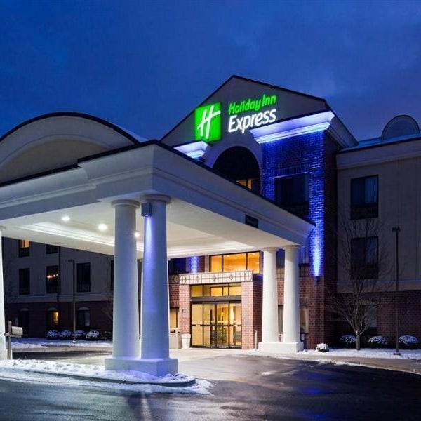 Holiday Inn Express Milwaukee N-Brown Deer/Mequon By IHG Thumbnail