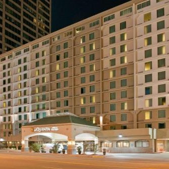 La Quinta Inn & Suites by Wyndham Downtown Conference Center Thumbnail