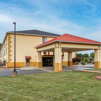 Comfort Inn and Suites Mocksville I 40 Thumbnail