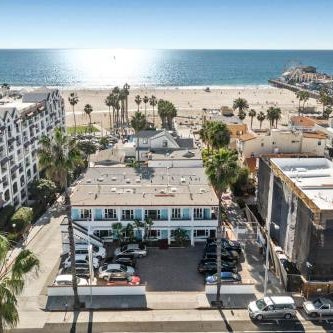 Sea Blue Hotel Thumbnail