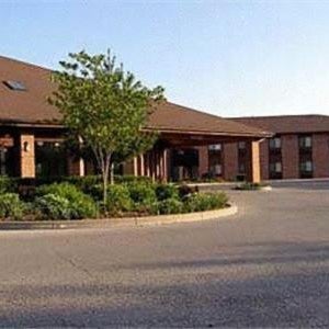 Amerihost Inn & Suites Fulton Thumbnail