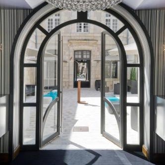 Hôtel La Monnaie Arty & Spa