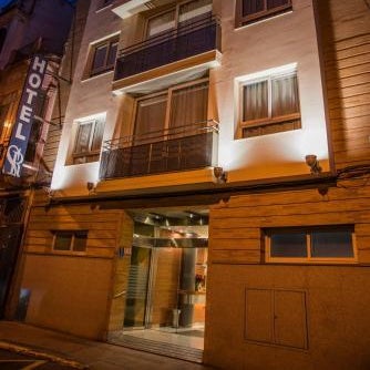 Hotel Serrano