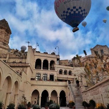 Medusa Cave Hotel Thumbnail
