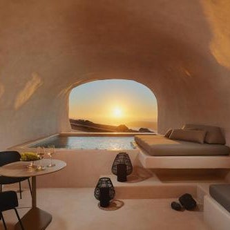 Divine Boutique Cave Experience Thumbnail