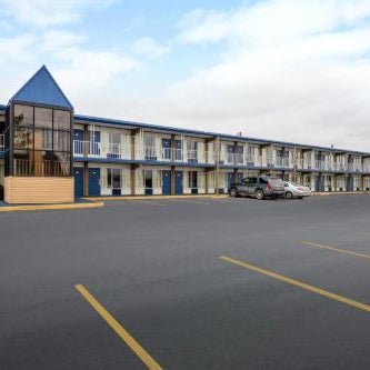 Days Inn by Wyndham Perrysburg/Toledo Thumbnail