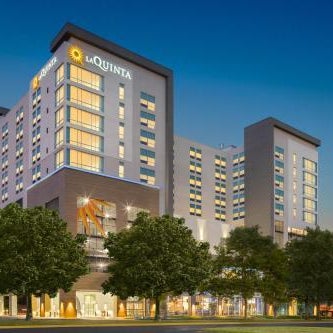 La Quinta Inn & Suites by Wyndham Nashville Downtown Stadium Thumbnail
