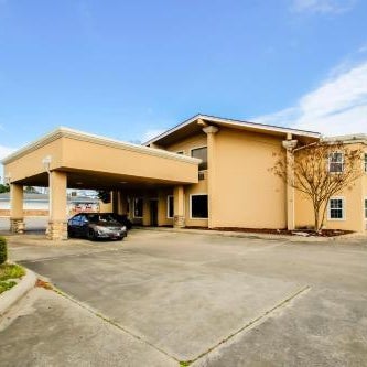 Cypress Inn & Suites Washington - Chocowinity, NC By OYO Thumbnail