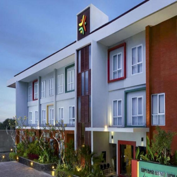 Zizz Convention Hotel