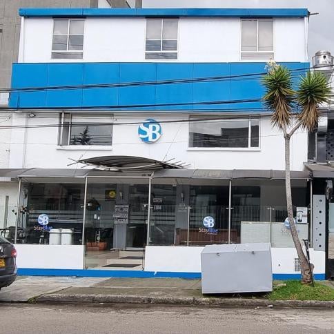 Stay Blue Hotel Thumbnail