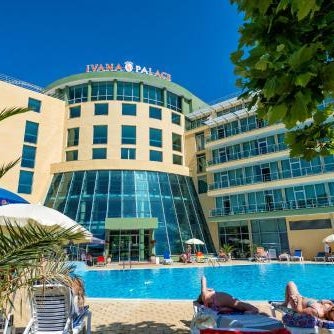 Ivana Palace Hotel - Free Parking Thumbnail