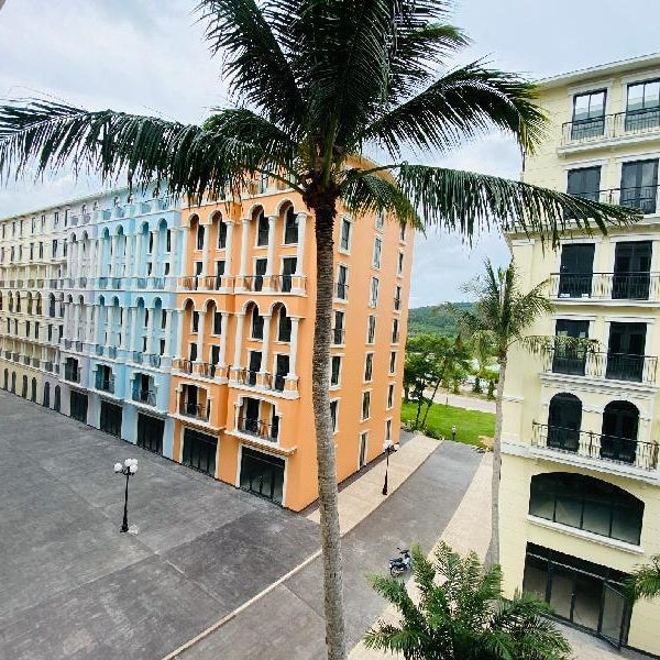 Harry Phu Quoc Hotel 2 Thumbnail