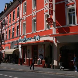 Altstadt Hotel Mosser Villach mit Parkplatz