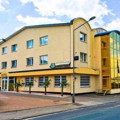 Bach Hotel