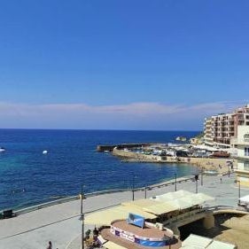 La Playa Hotel