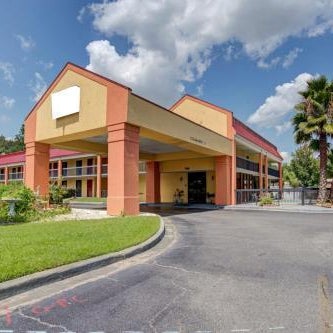 Suburban Studios Hinesville - Fort Stewart Area Thumbnail