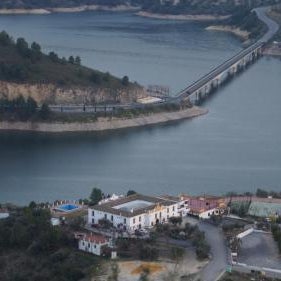 Caserio de Iznájar