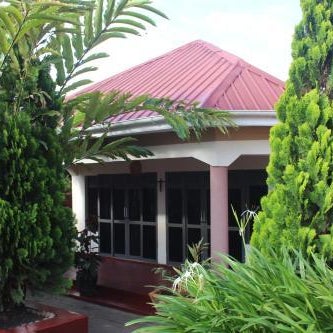 Montane Safaris Hotel Thumbnail