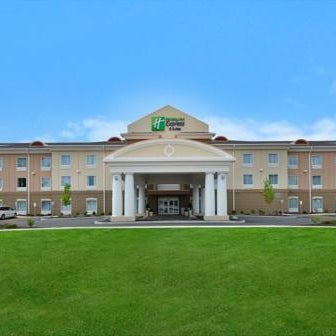 Holiday Inn Express & Suites Utica By IHG Thumbnail