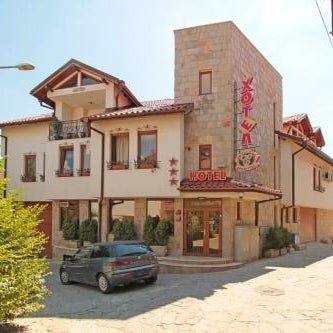 Family Hotel Silvestar Thumbnail