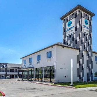 Clarion Pointe Thumbnail