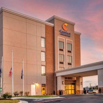 Comfort Inn & Suites Thumbnail