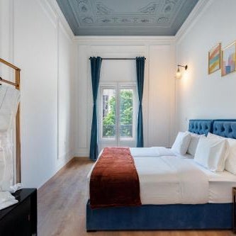 Lisbon 5 Hotel Thumbnail