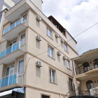 hotel Vaxx Thumbnail