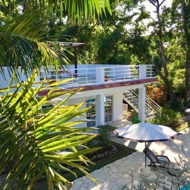 Coral Blanco Hotel Thumbnail