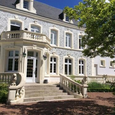 Logis Hôtel & Restaurant - Le Château Des Tourelles 3 étoiles