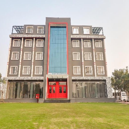 Super Townhouse Jashn Thumbnail