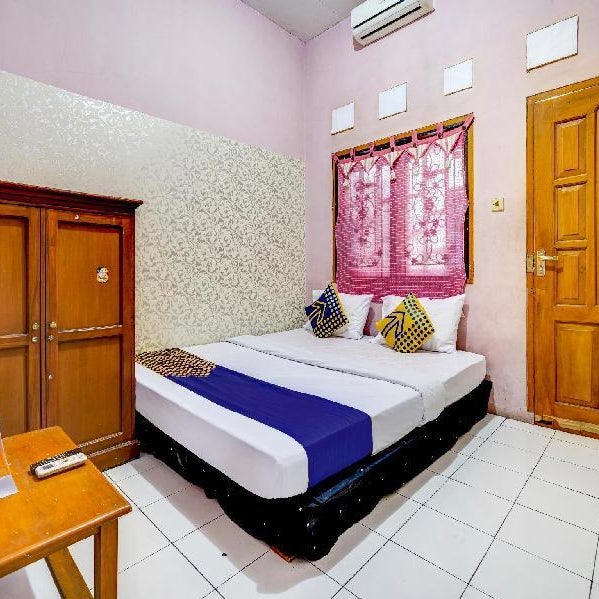 Hotel O Pondok Kuning
