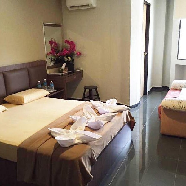 The Cozy Hotel