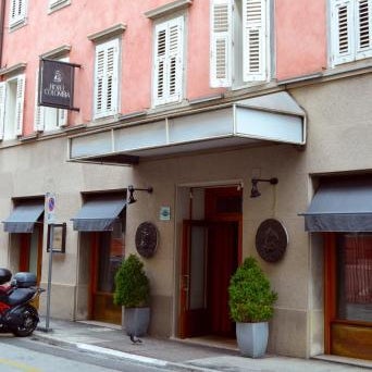 Hotel Colombia Thumbnail