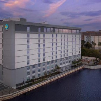Tru By Hilton Miami Airport South Blue Lagoon, FL Thumbnail