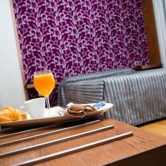 Hotel Confort BRASEROS