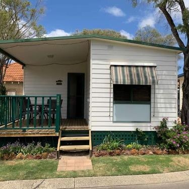 Sundowner Cabin Thumbnail