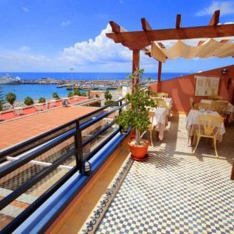 Hotel Reveron Plaza Thumbnail