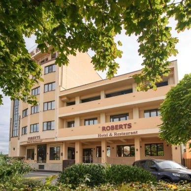 Hotel Roberts Thumbnail