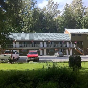 The Hitching Post Motel Thumbnail