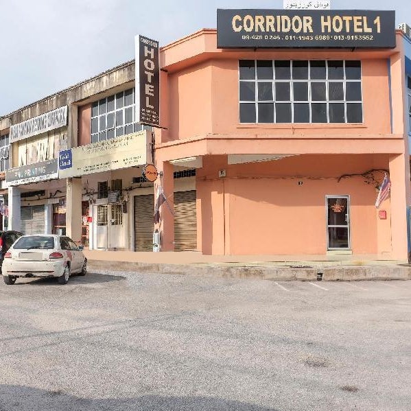 SPOT ON 90144 Corridor Hotel 1 Thumbnail