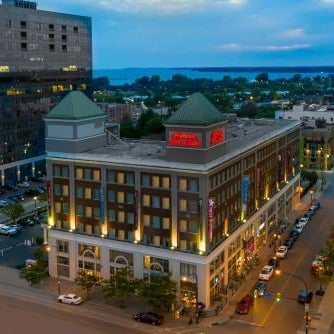 Hampton Inn By Hilton And Suites Buffalo Downtown Thumbnail