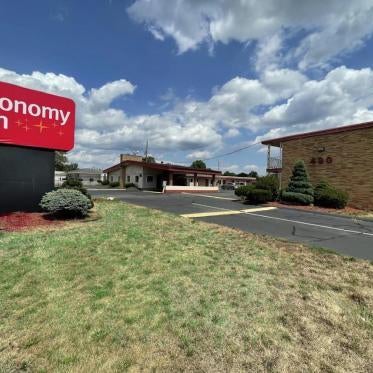 Economy Inn Thumbnail