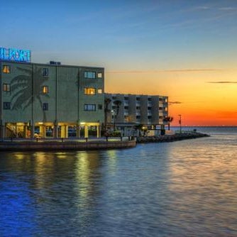 Sailport Waterfront Suites Thumbnail
