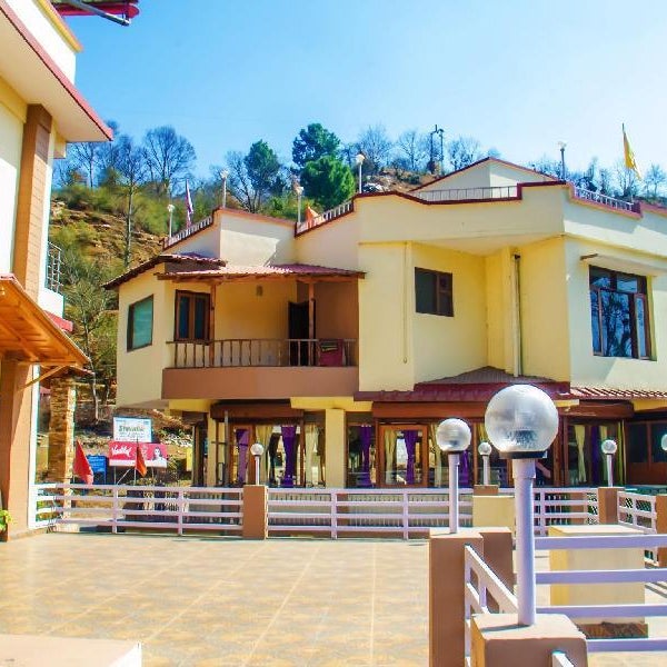 Hotel Shivalik River Retreat