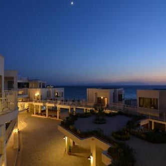 Ladies Beach Suit Otel