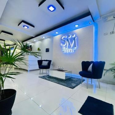 S & M Hotel