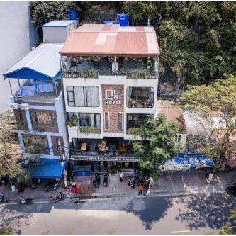 Quiri Hotel & Restaurant