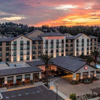 Hilton Garden Inn Pomona, CA Thumbnail
