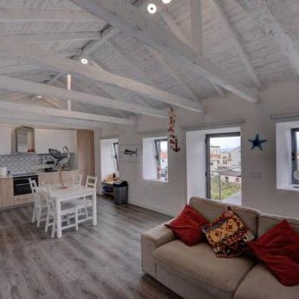 Monchique Islet View House T2